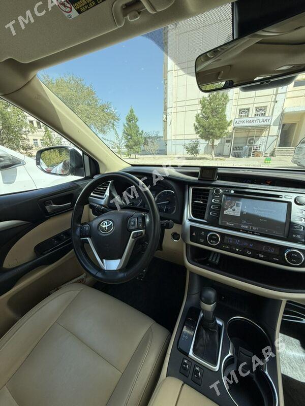 Toyota Highlander 2018 - 500 000 TMT - Aşgabat - img 4