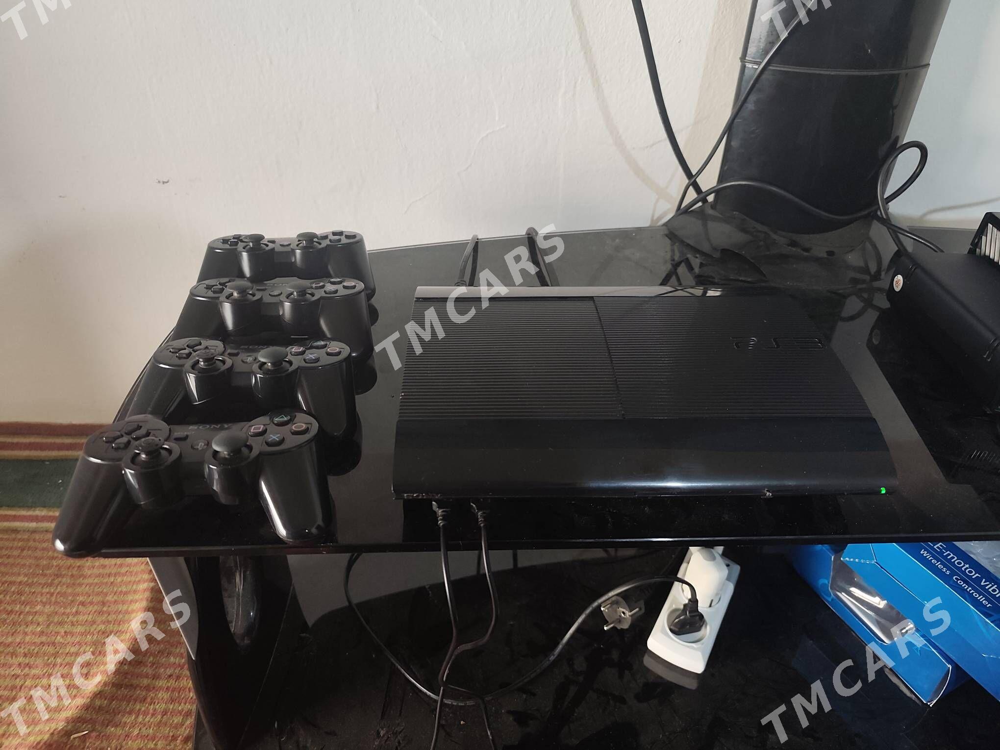 PS3 SUPER SLIM 320GB 4 JOYSTIC - Hitrowka - img 3