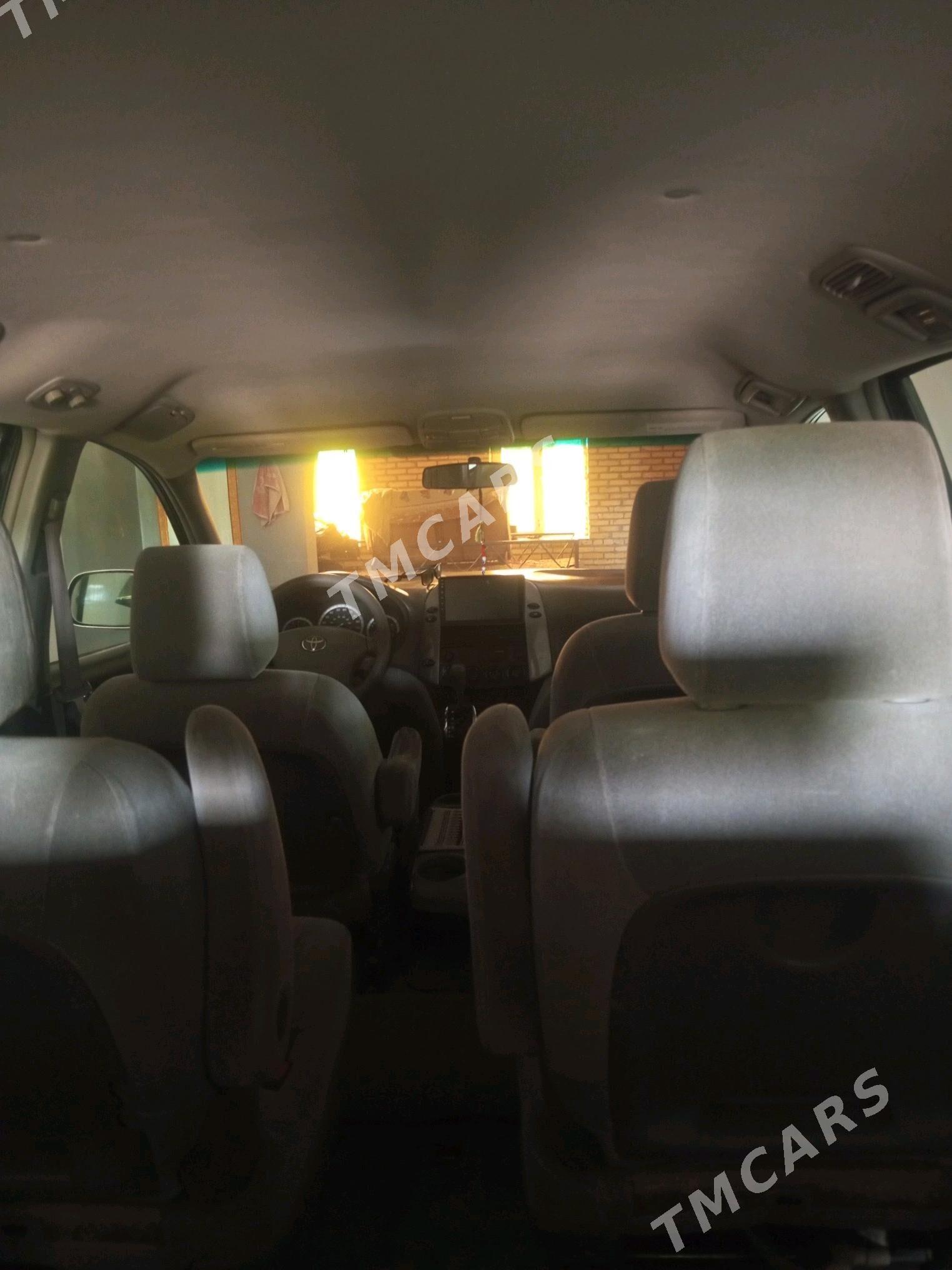 Toyota Sienna 2009 - 230 000 TMT - Фарап - img 4