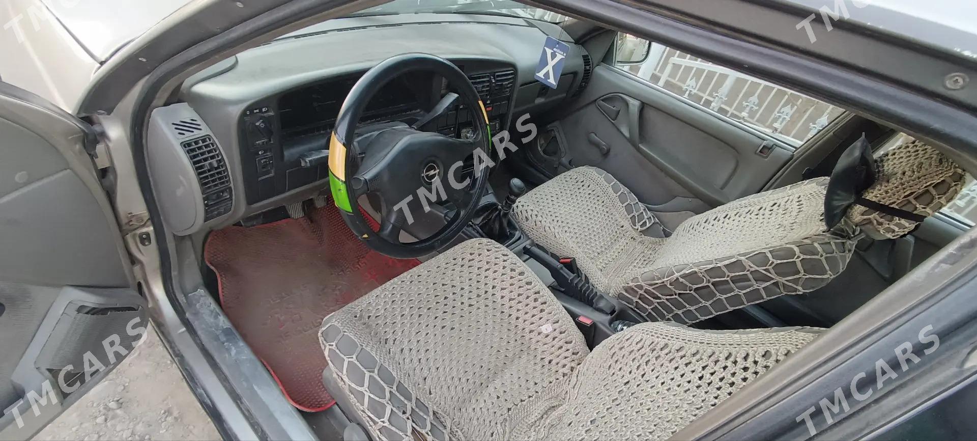 Opel Omega 1991 - 22 000 TMT - Türkmenabat - img 3