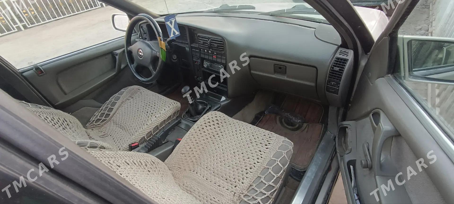 Opel Omega 1991 - 22 000 TMT - Türkmenabat - img 4