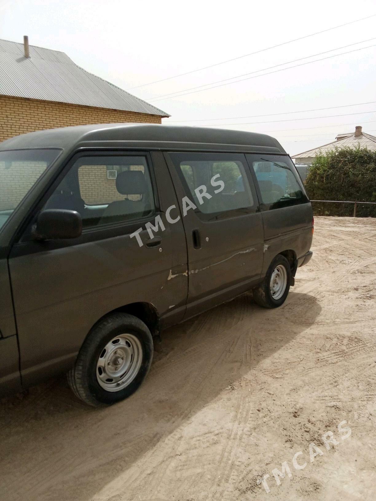 Toyota Town Ace 1993 - 30 000 TMT - Байрамали - img 1