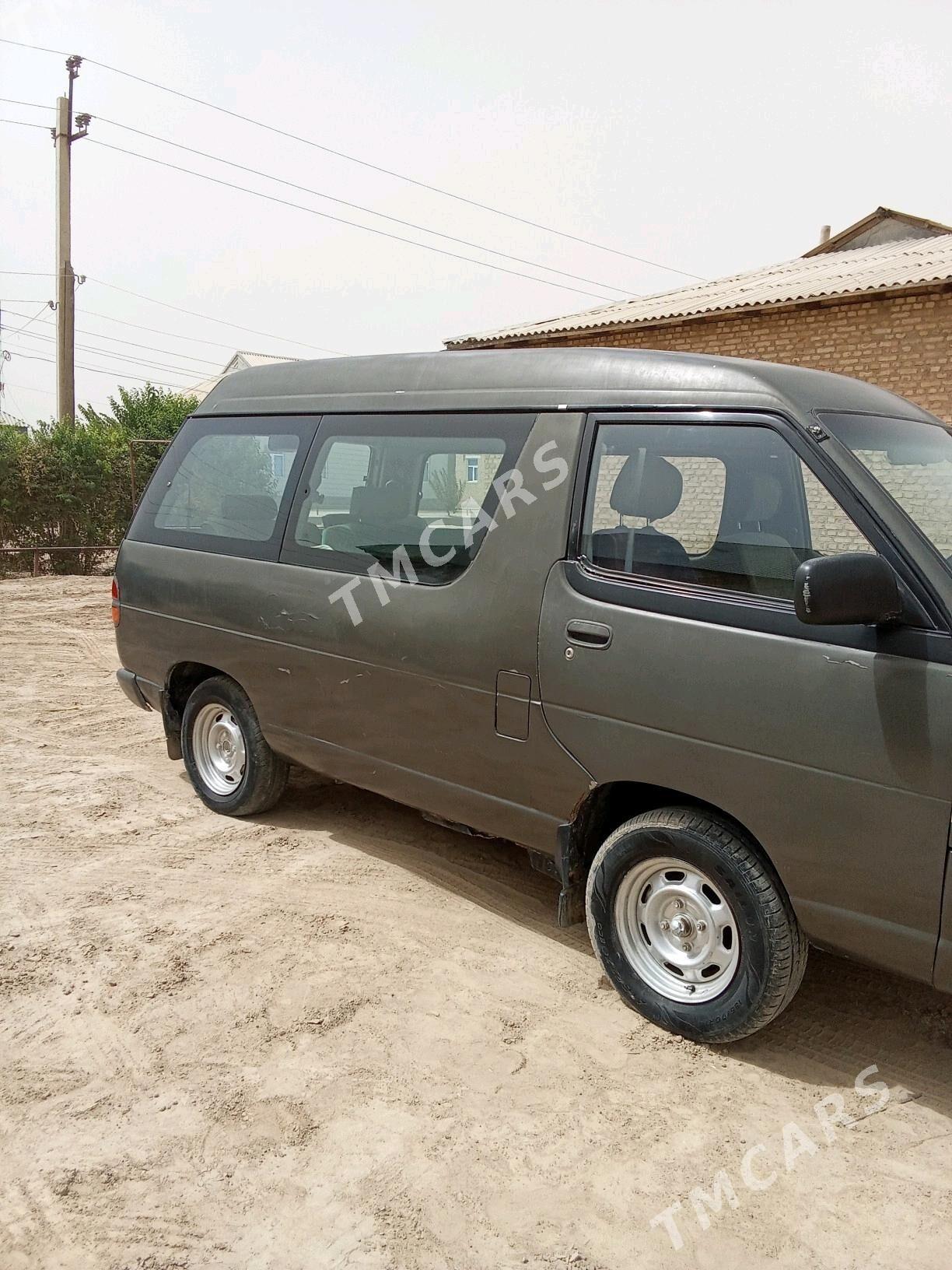 Toyota Town Ace 1993 - 30 000 TMT - Байрамали - img 3