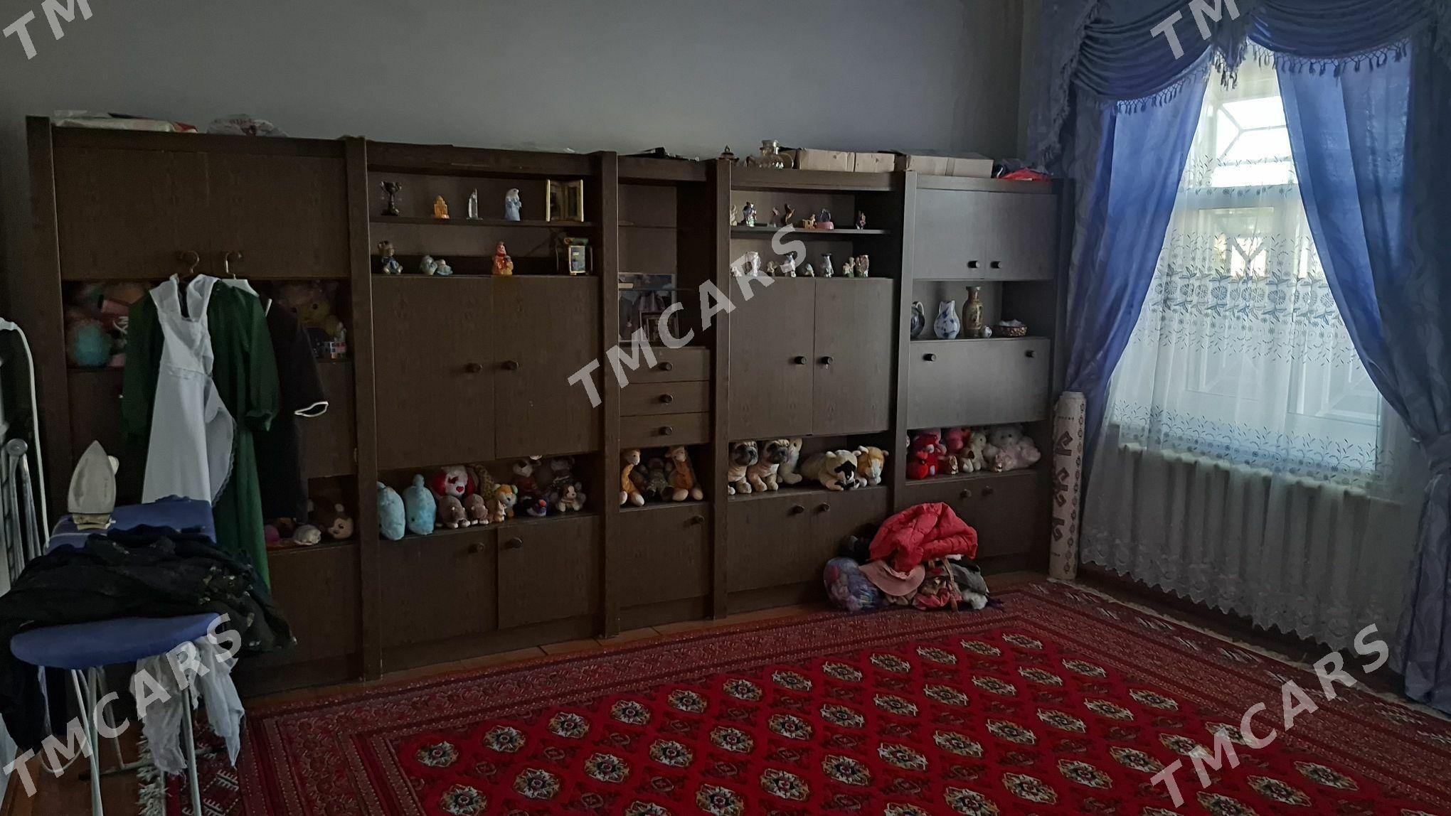Гарнатур Германи заводской - Mary - img 1