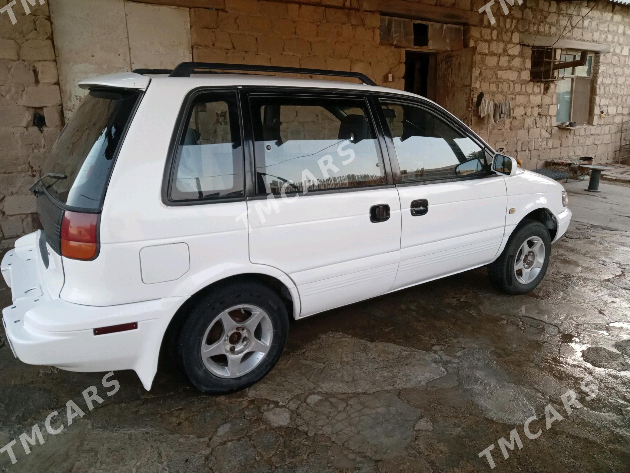 Mitsubishi Chariot 1994 - 27 000 TMT - Теджен - img 3