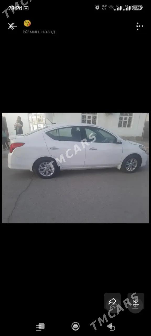 Nissan Versa 2017 - 130 000 TMT - Гёкдепе - img 3