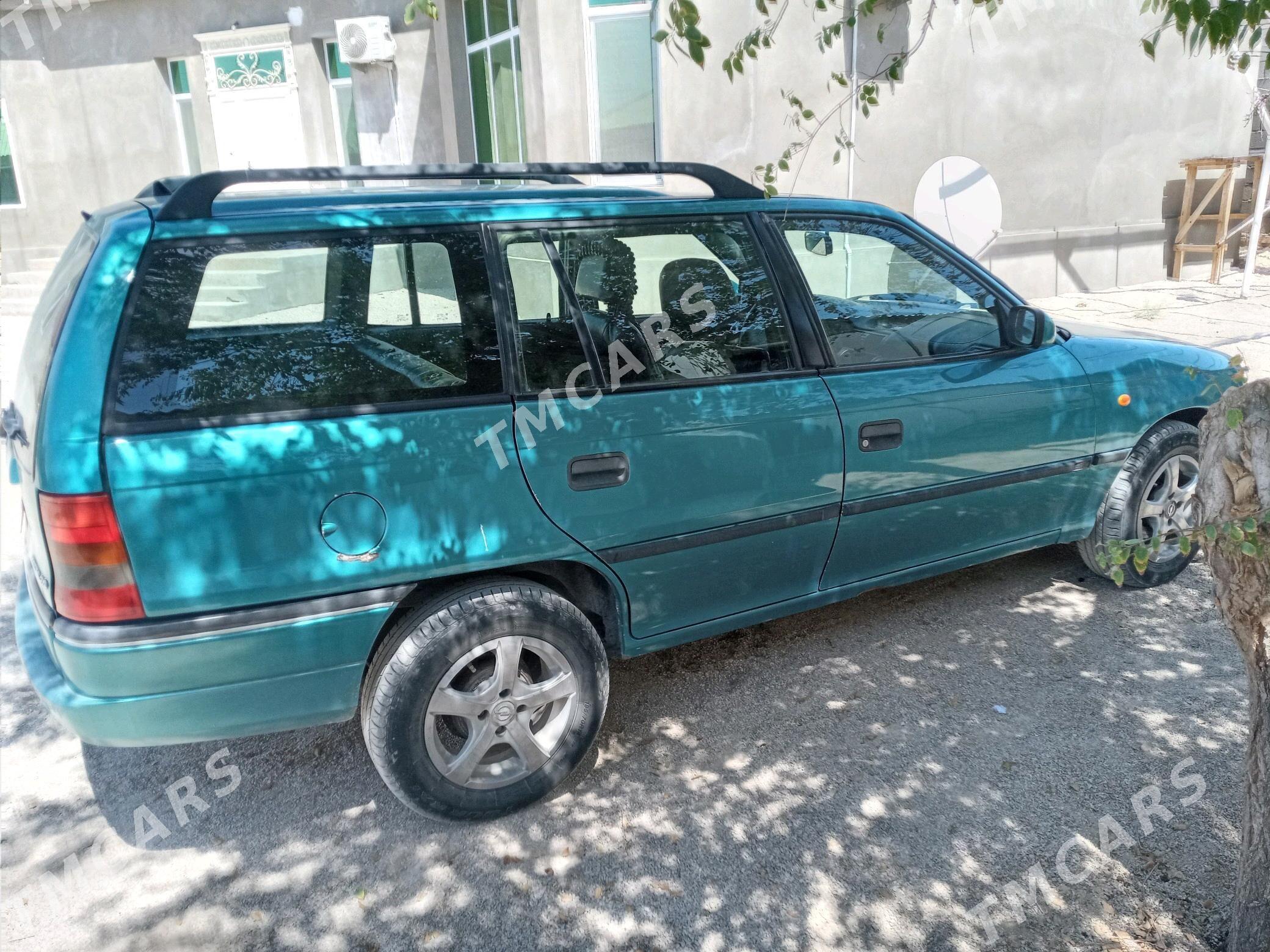 Opel Astra 1995 - 50 000 TMT - Балканабат - img 3