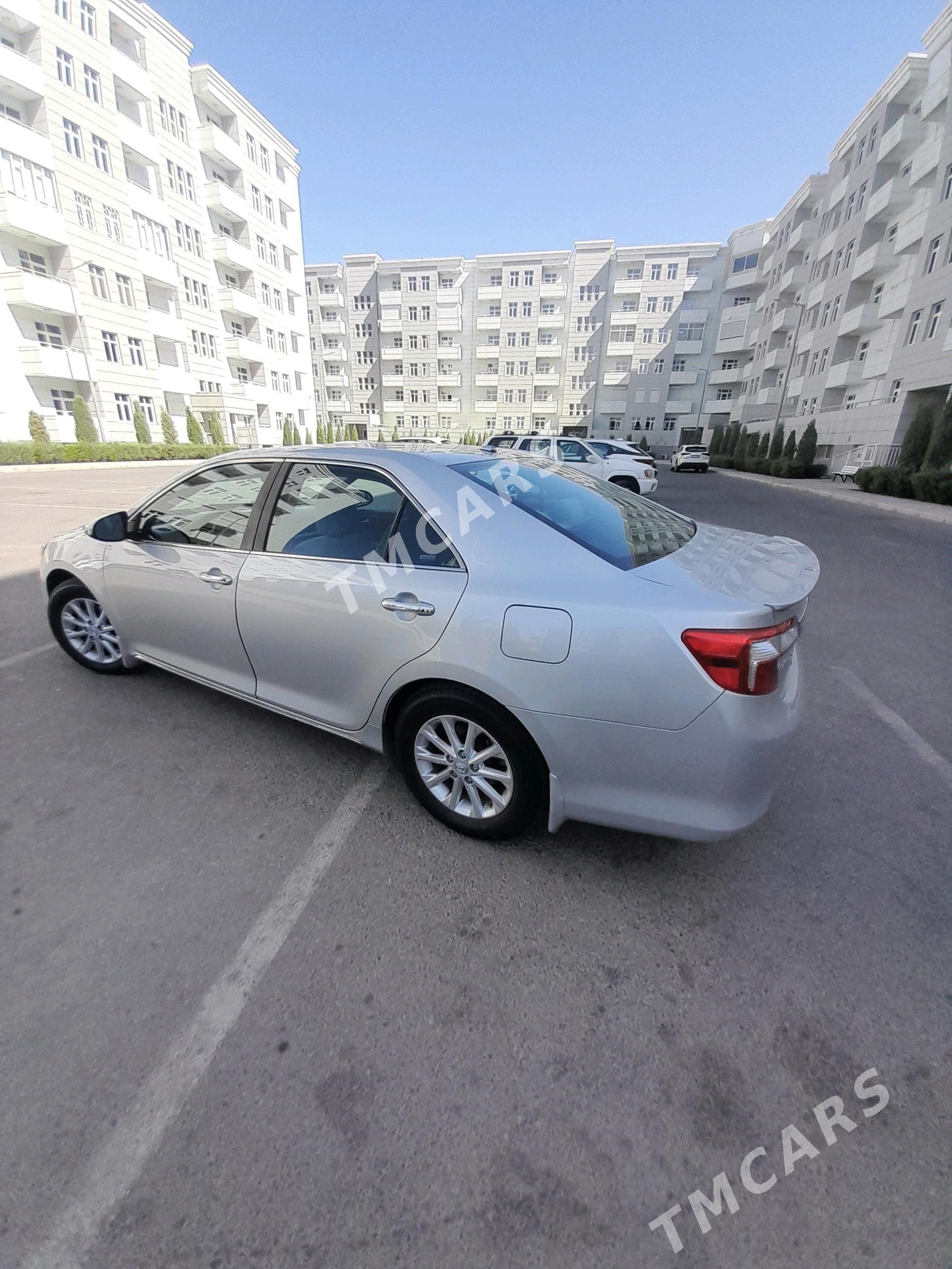 Toyota Camry 2014 - 245 000 TMT - Мары - img 3