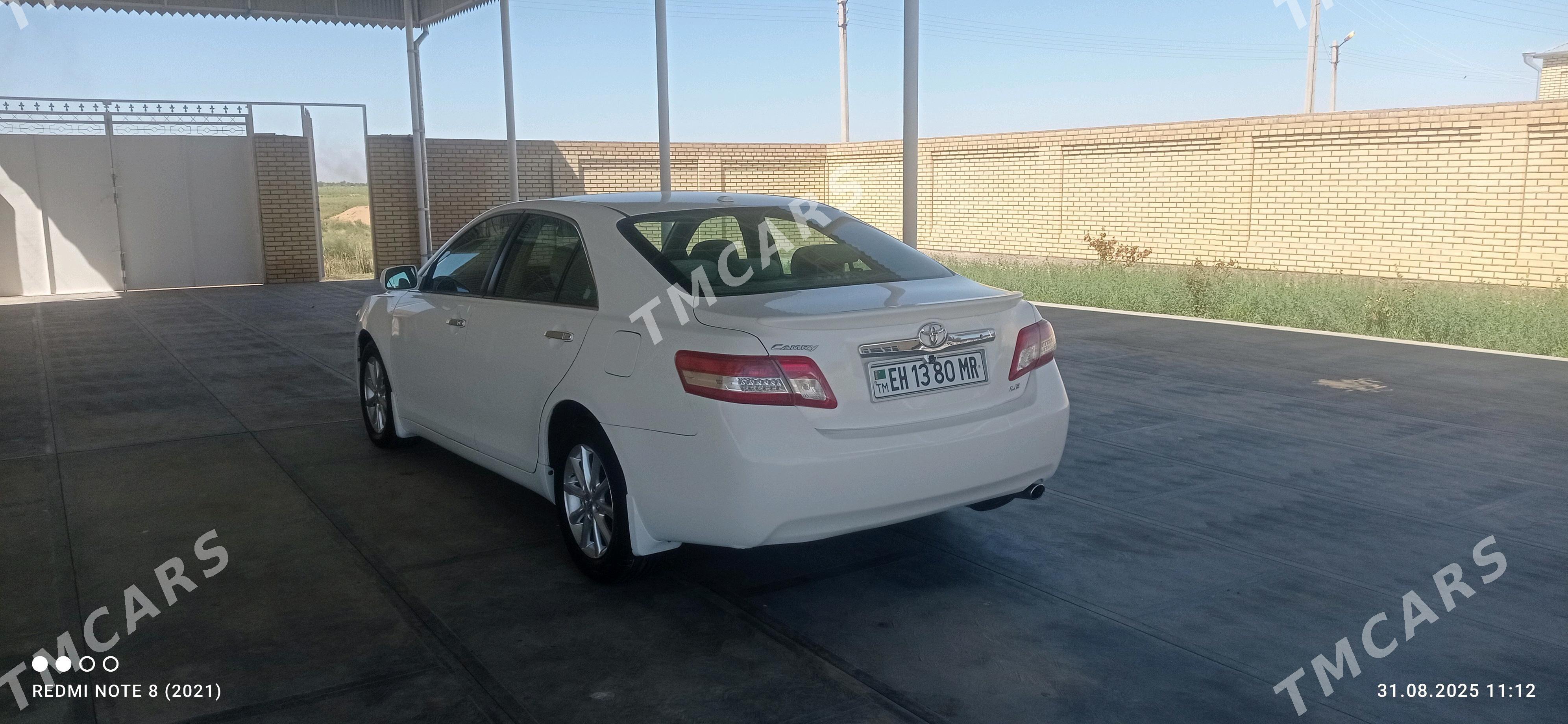Toyota Camry 2010 - 190 000 TMT - Мары - img 4