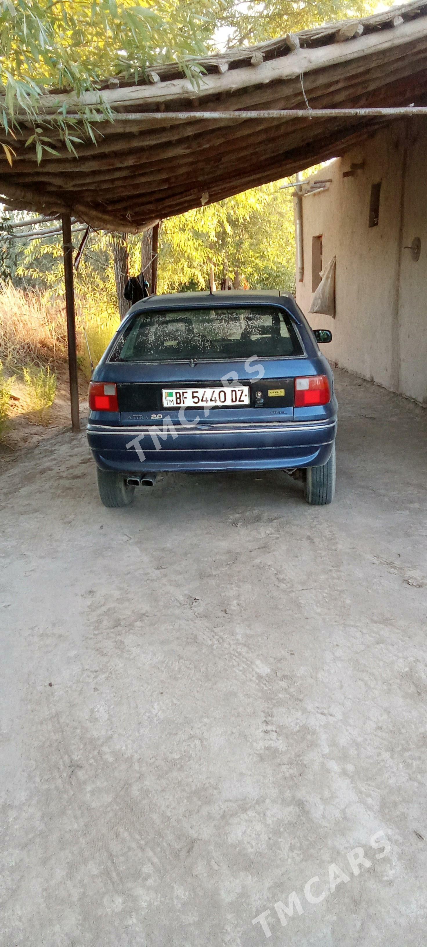 Opel Astra 1995 - 50 000 TMT - Акдепе - img 4