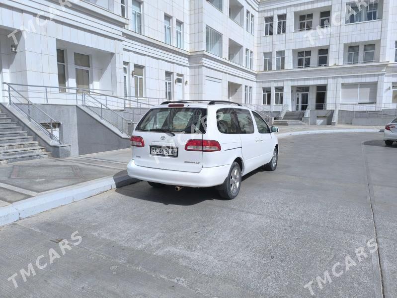 Toyota Sienna 2002 - 155 000 TMT - Aşgabat - img 4