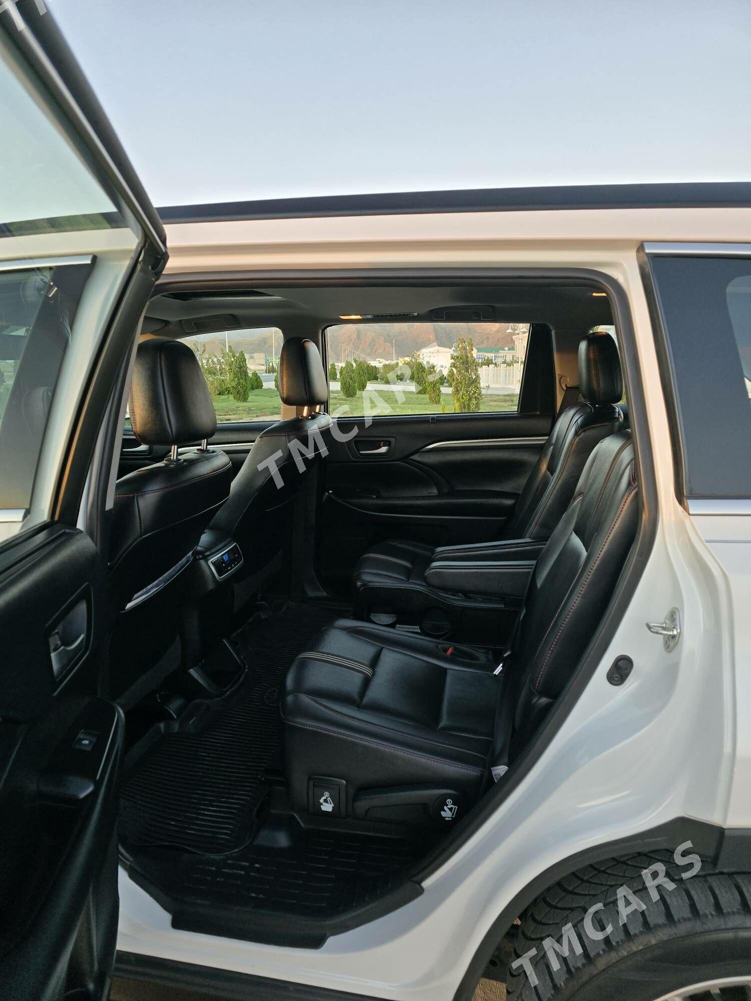 Toyota Highlander 2019 - 480 000 TMT - Балканабат - img 6