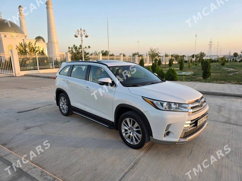 Toyota Highlander 2019 - 480 000 TMT - Балканабат - img 4