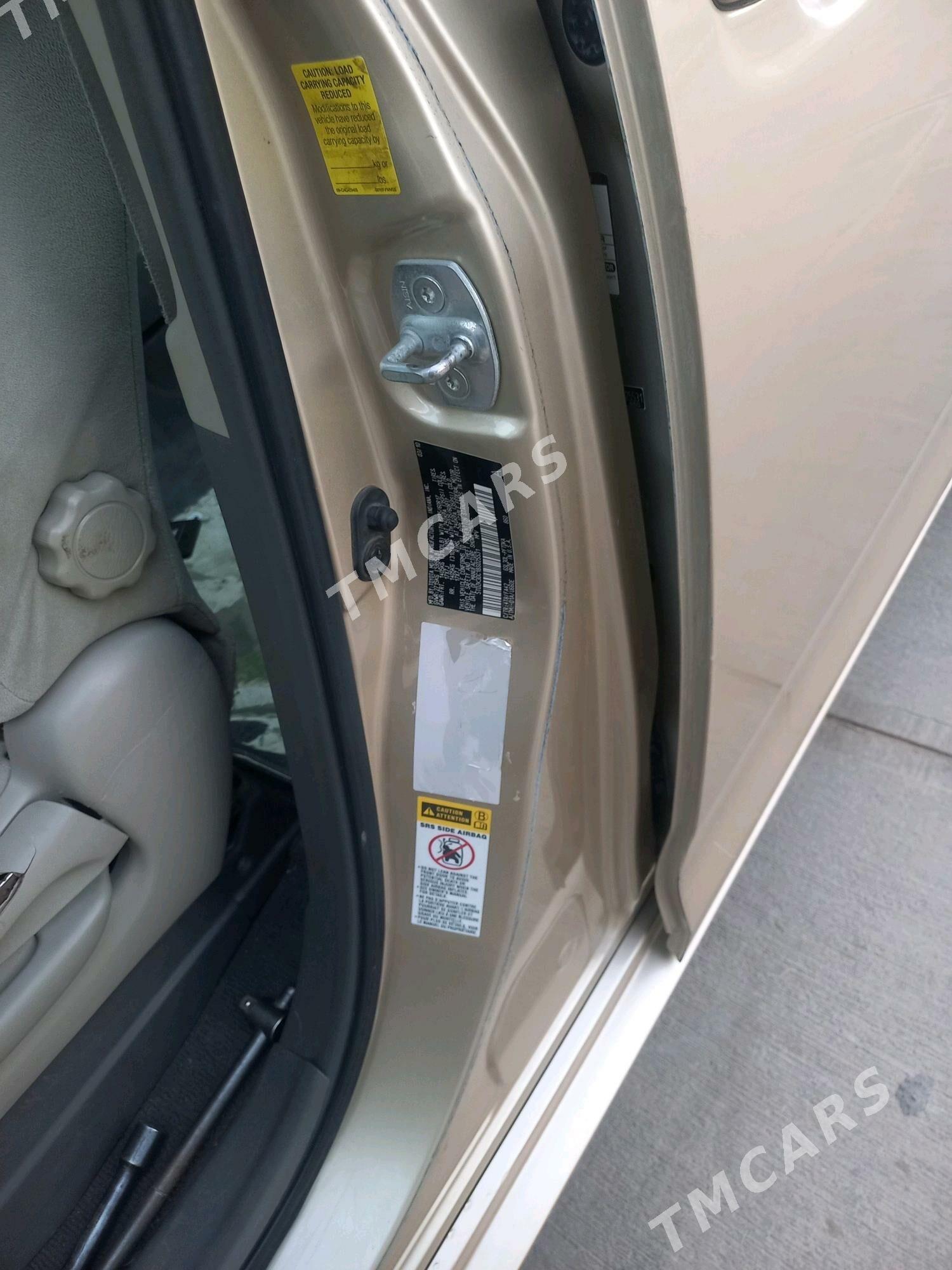 Toyota Sienna 2010 - 255 000 TMT - Aşgabat - img 7