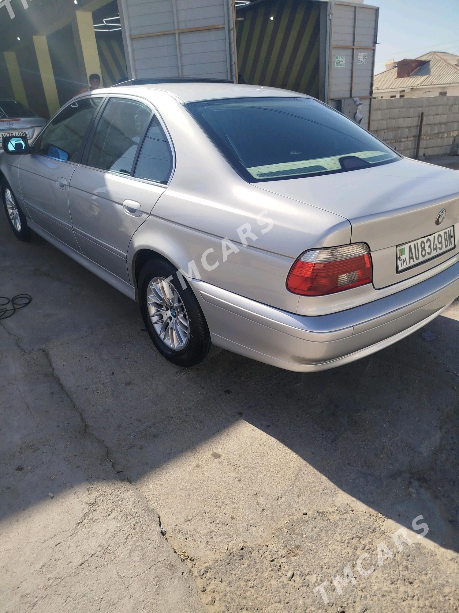 BMW 525 2002 - 125 000 TMT - Balkanabat - img 4