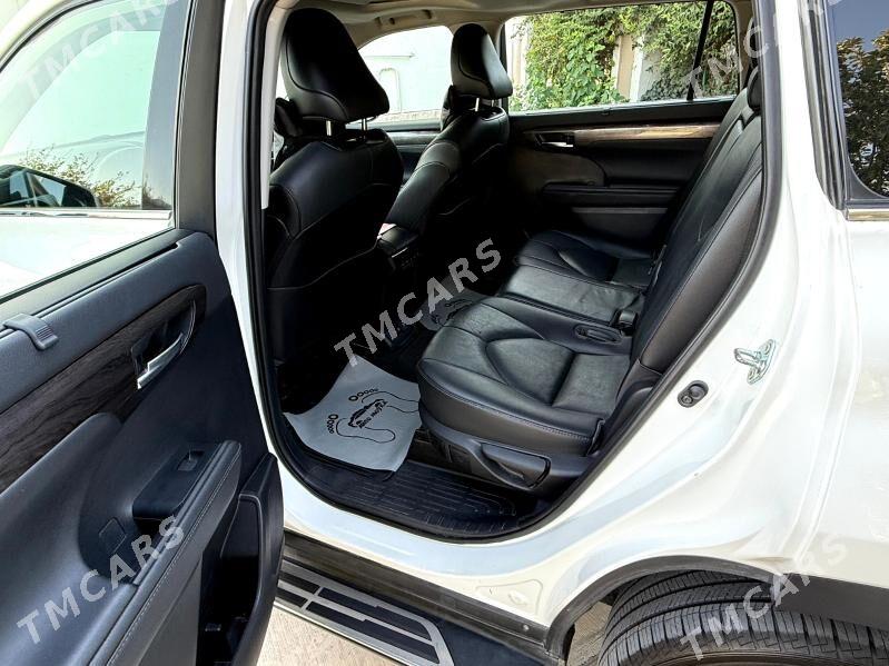 Toyota Highlander 2021 - 610 000 TMT - Täze zaman - img 5