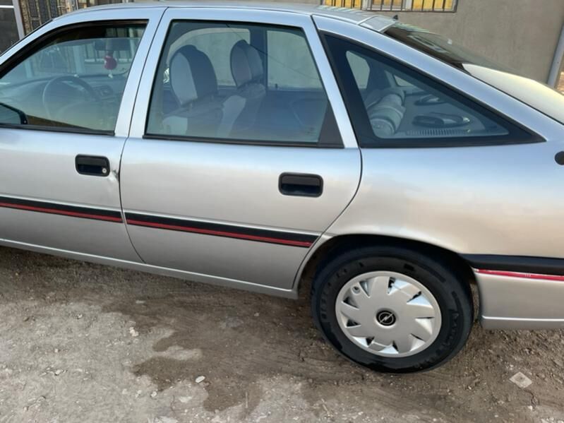 Opel Vectra 1989 - 35 000 TMT - Daşoguz - img 8