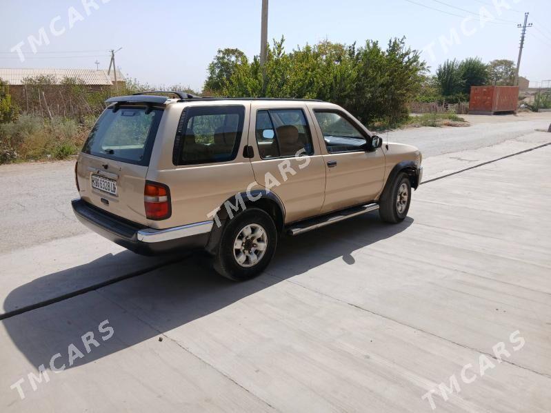 Nissan Pathfinder 1997 - 75 000 TMT - Саят - img 2