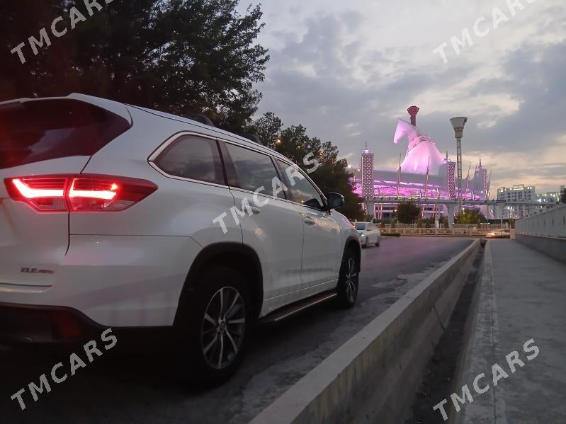 Toyota Highlander 2018 - 470 000 TMT - Ашхабад - img 2
