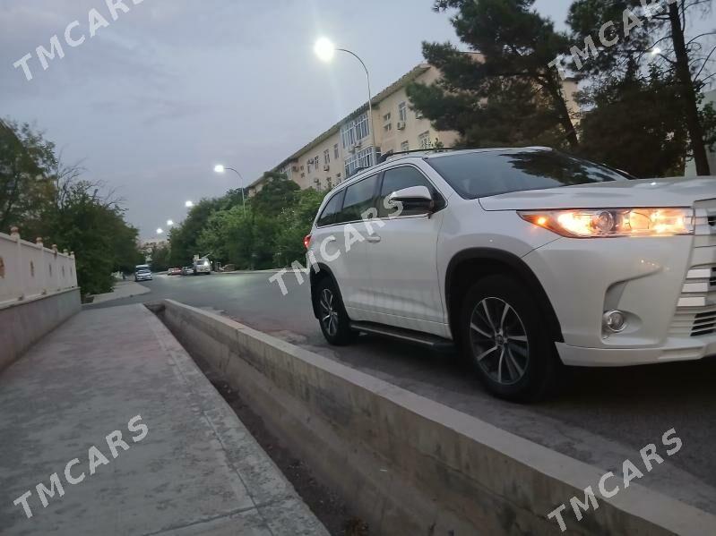 Toyota Highlander 2018 - 470 000 TMT - Ашхабад - img 3