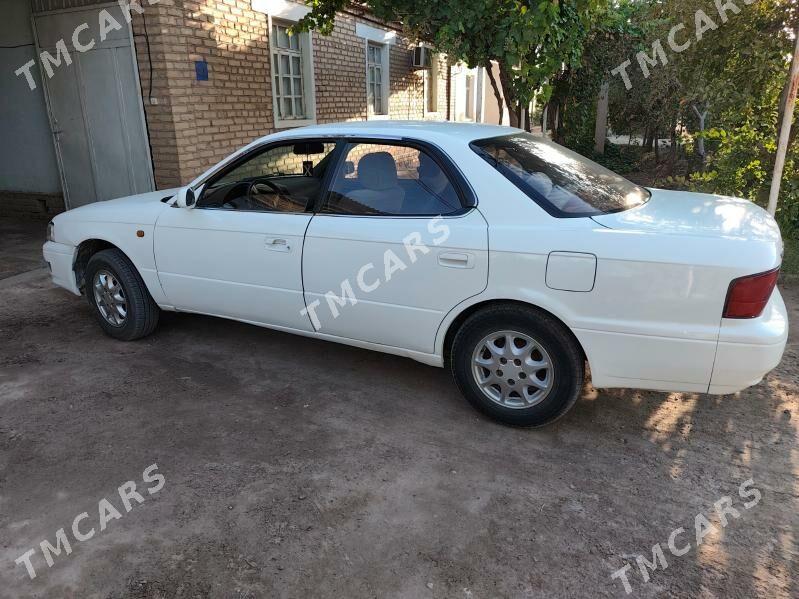 Toyota Vista 1995 - 45 000 TMT - Саят - img 6