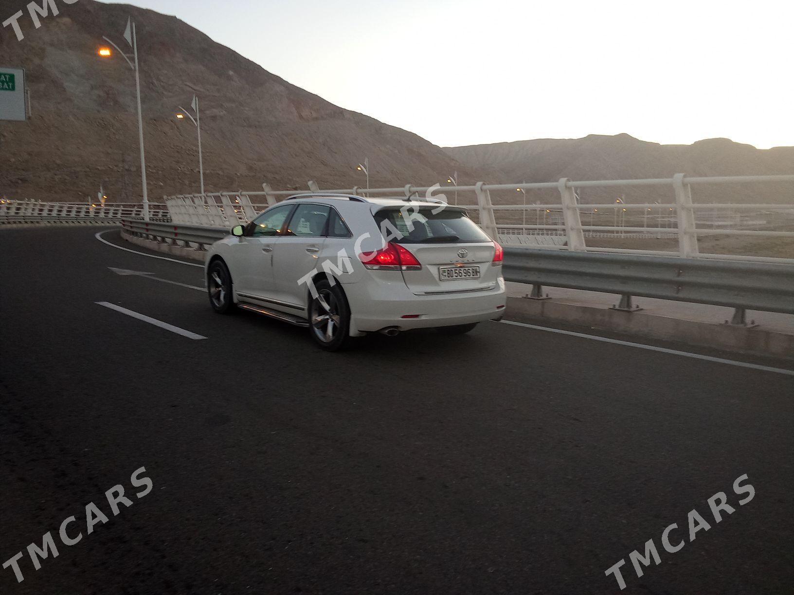 Toyota Venza 2010 - 210 000 TMT - Туркменбаши - img 2