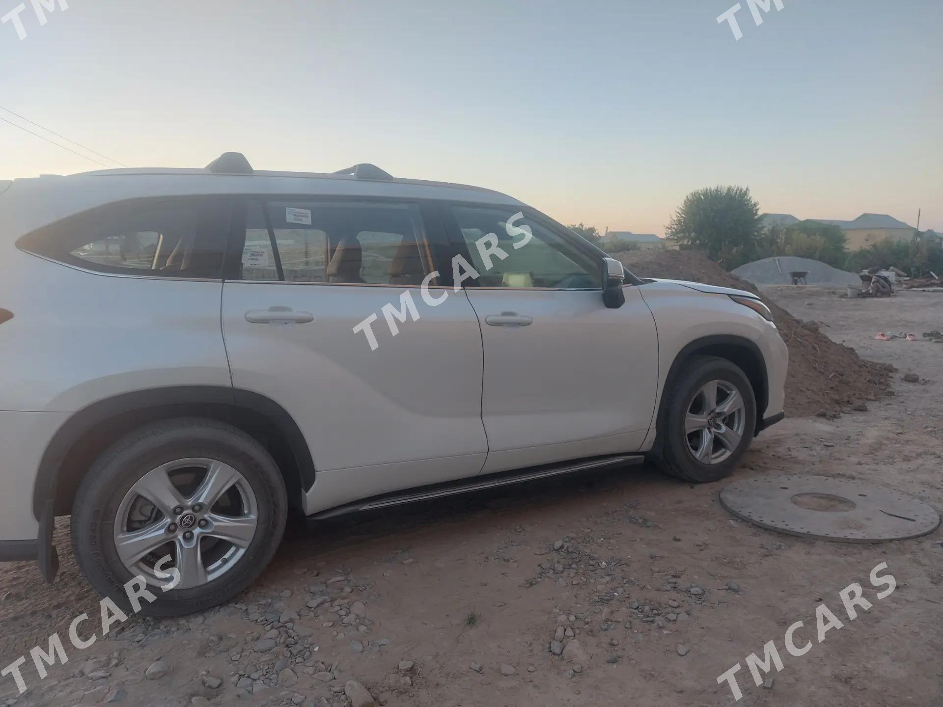 Toyota Highlander 2021 - 505 000 TMT - Sakarçäge - img 5