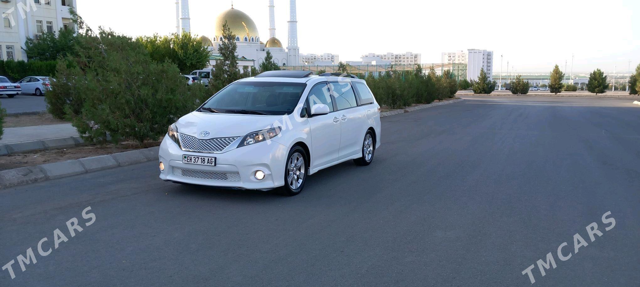 Toyota Sienna 2011 - 285 000 TMT - Ашхабад - img 10