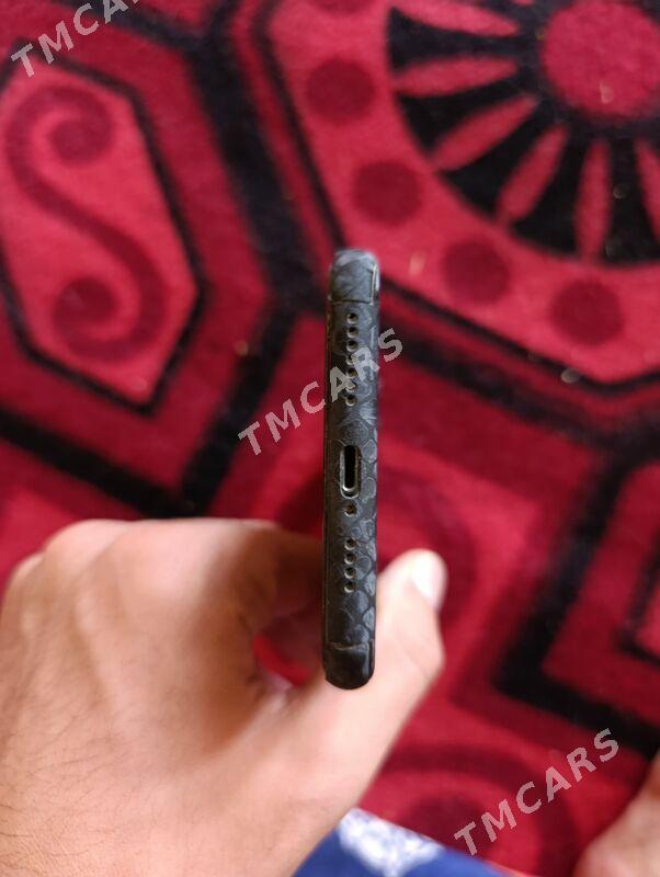 ayfon 11 pro max - Çärjew - img 2