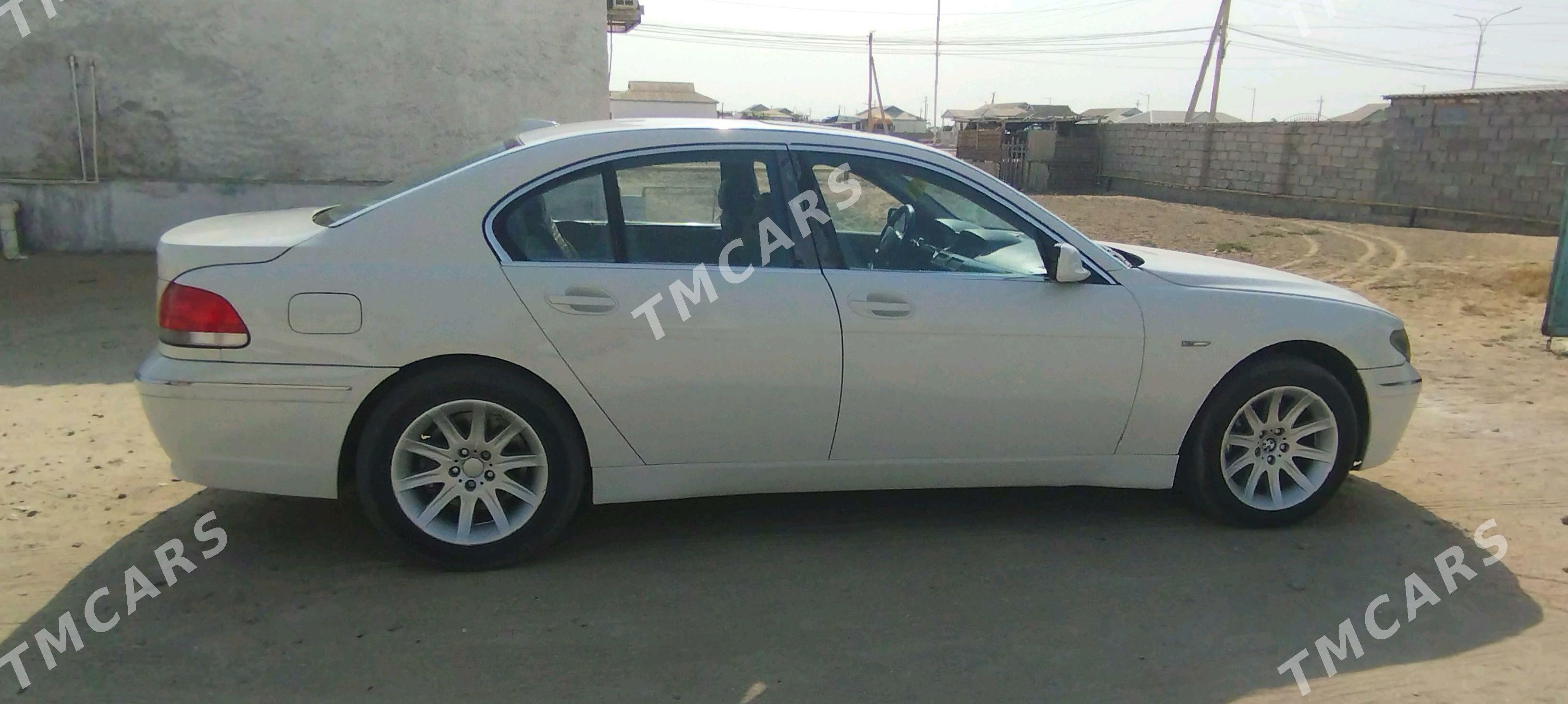BMW 745 2002 - 82 000 TMT - Esenguly - img 2