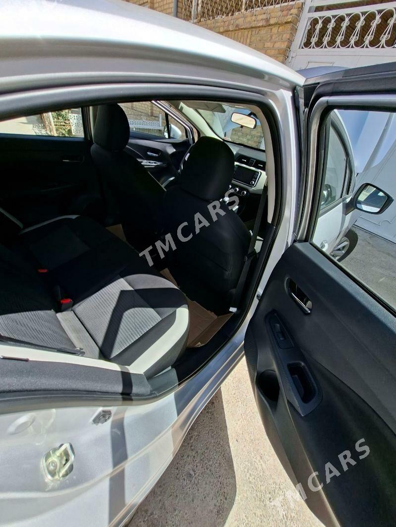 Nissan Versa 2021 - 170 000 TMT - Мары - img 7