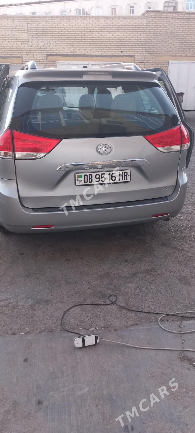 Toyota Sienna 2011 - 310 000 TMT - Mary - img 4