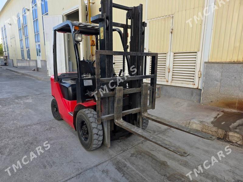 LiuGong Forklift 2012 - 120 000 TMT - Ашхабад - img 3