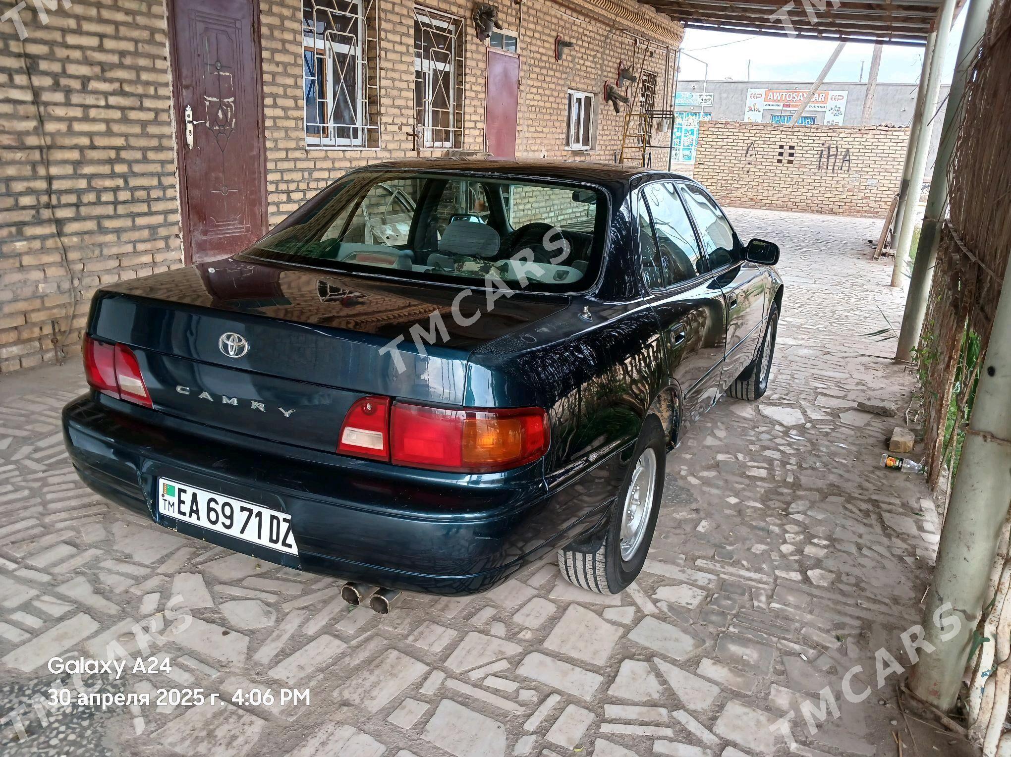 Toyota Camry 1996 - 95 000 TMT - Кёнеургенч - img 3