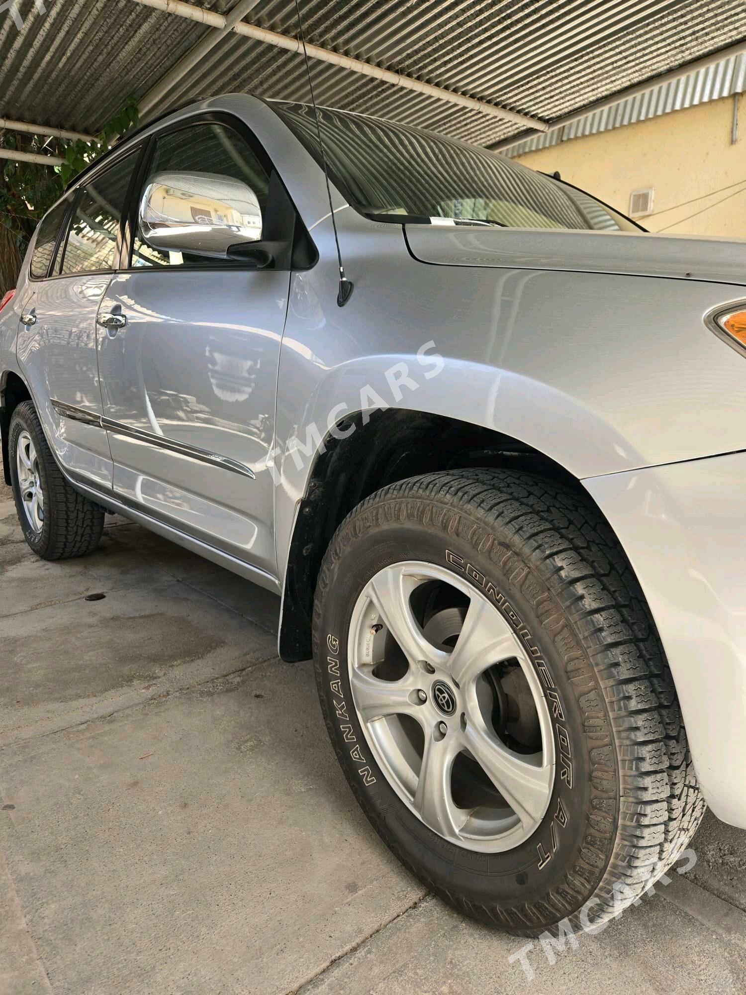 Toyota RAV4 2010 - 199 000 TMT - 1 mkr - img 3