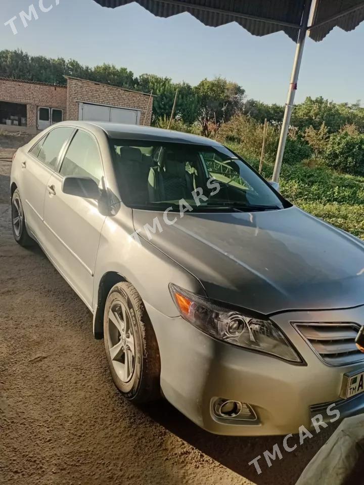 Toyota Camry 2010 - 185 000 TMT - Тагтабазар - img 3