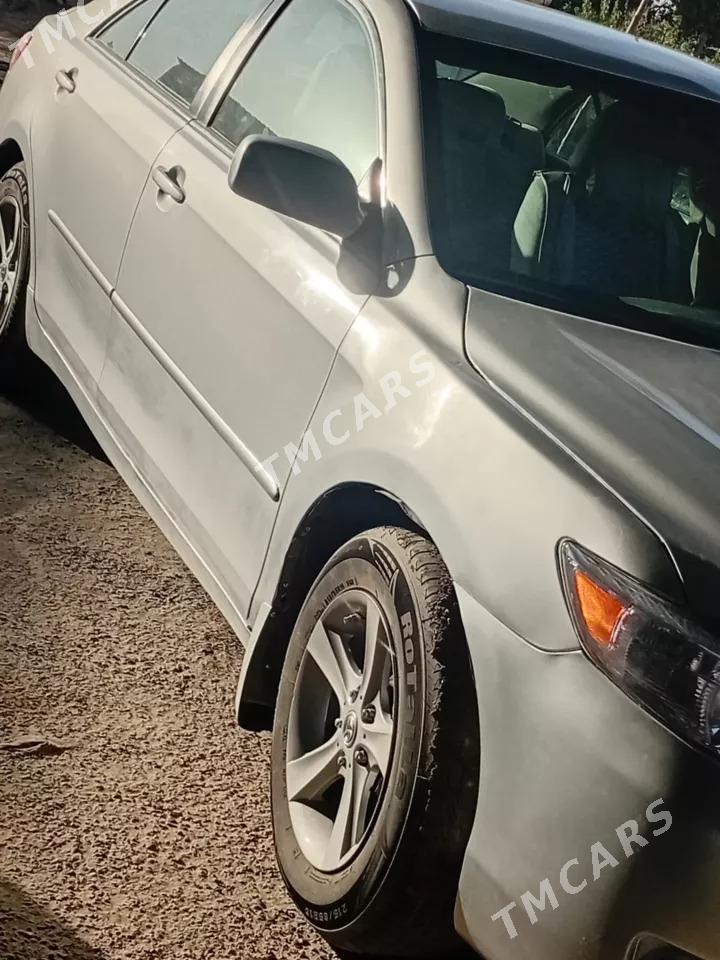Toyota Camry 2010 - 185 000 TMT - Тагтабазар - img 4