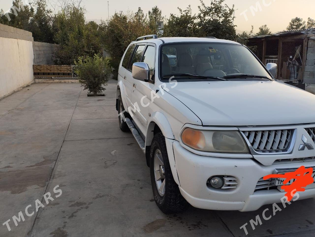 Mitsubishi Nativa 2004 - 125 000 TMT - Гёкдже - img 3