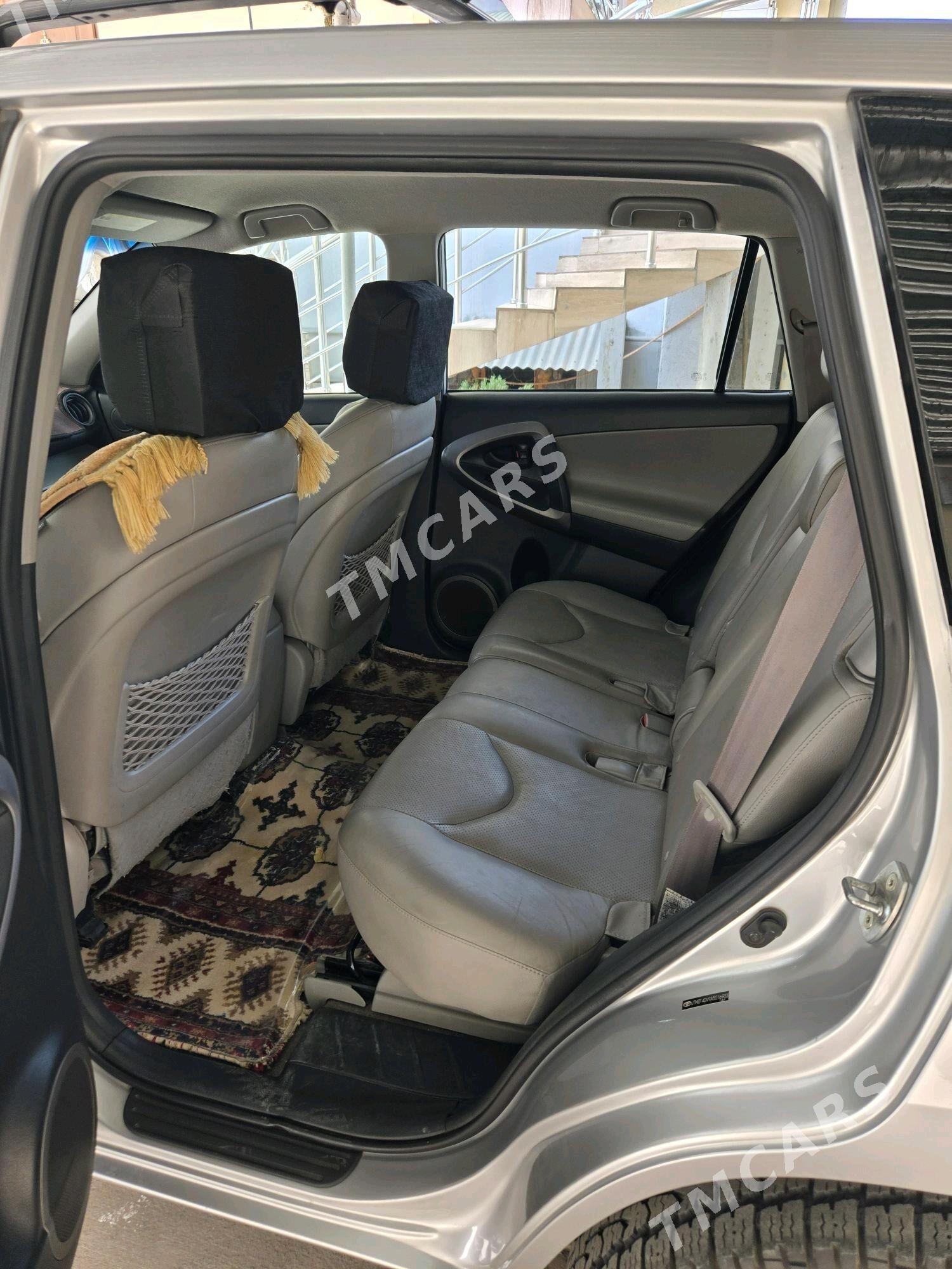 Toyota RAV4 2010 - 199 000 TMT - 1 mkr - img 8