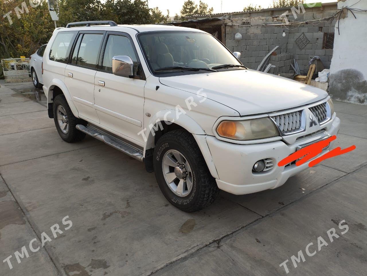 Mitsubishi Nativa 2004 - 125 000 TMT - Гёкдже - img 5