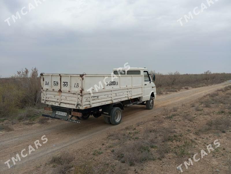 Iveco EuroCargo 2000 - 110 000 TMT - Seýdi - img 4