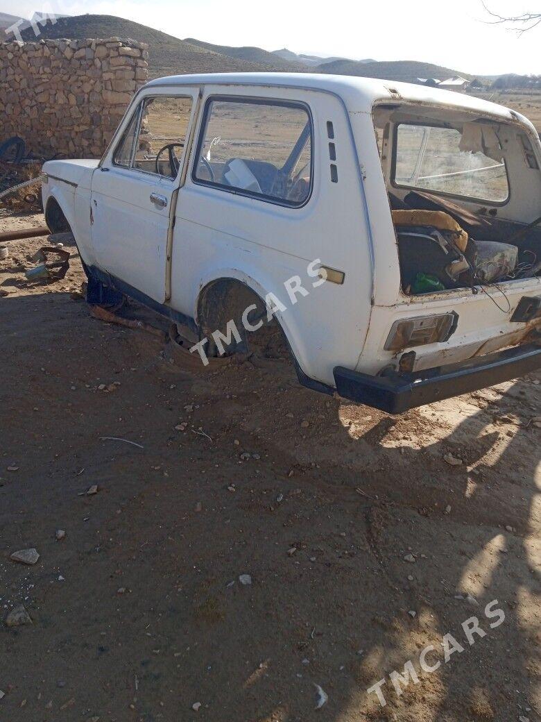 Lada Niva 1983 - 17 000 TMT - Köýtendag - img 2