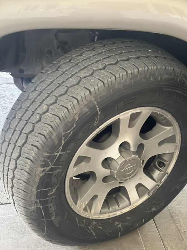 Nissan Pathfinder 2001 - 110 000 TMT - Фарап - img 5