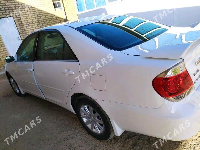 Toyota Camry 2002 - 180 000 TMT - Мары - img 4