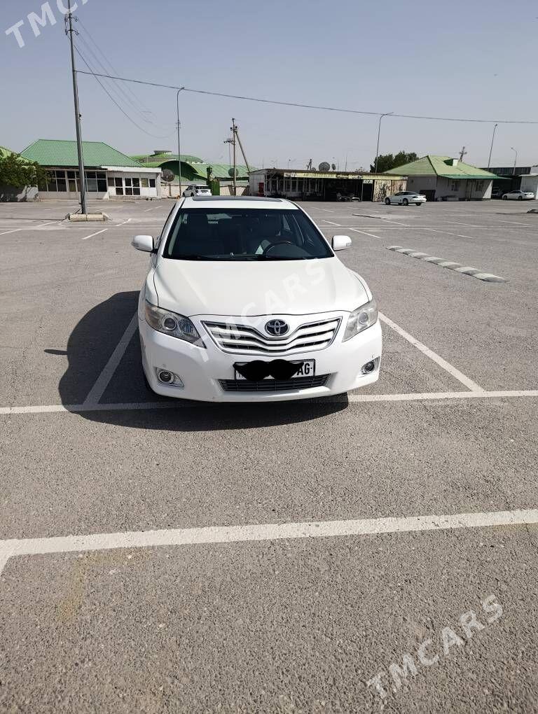 Toyota Camry 2010 - 210 000 TMT - Bedew - img 2