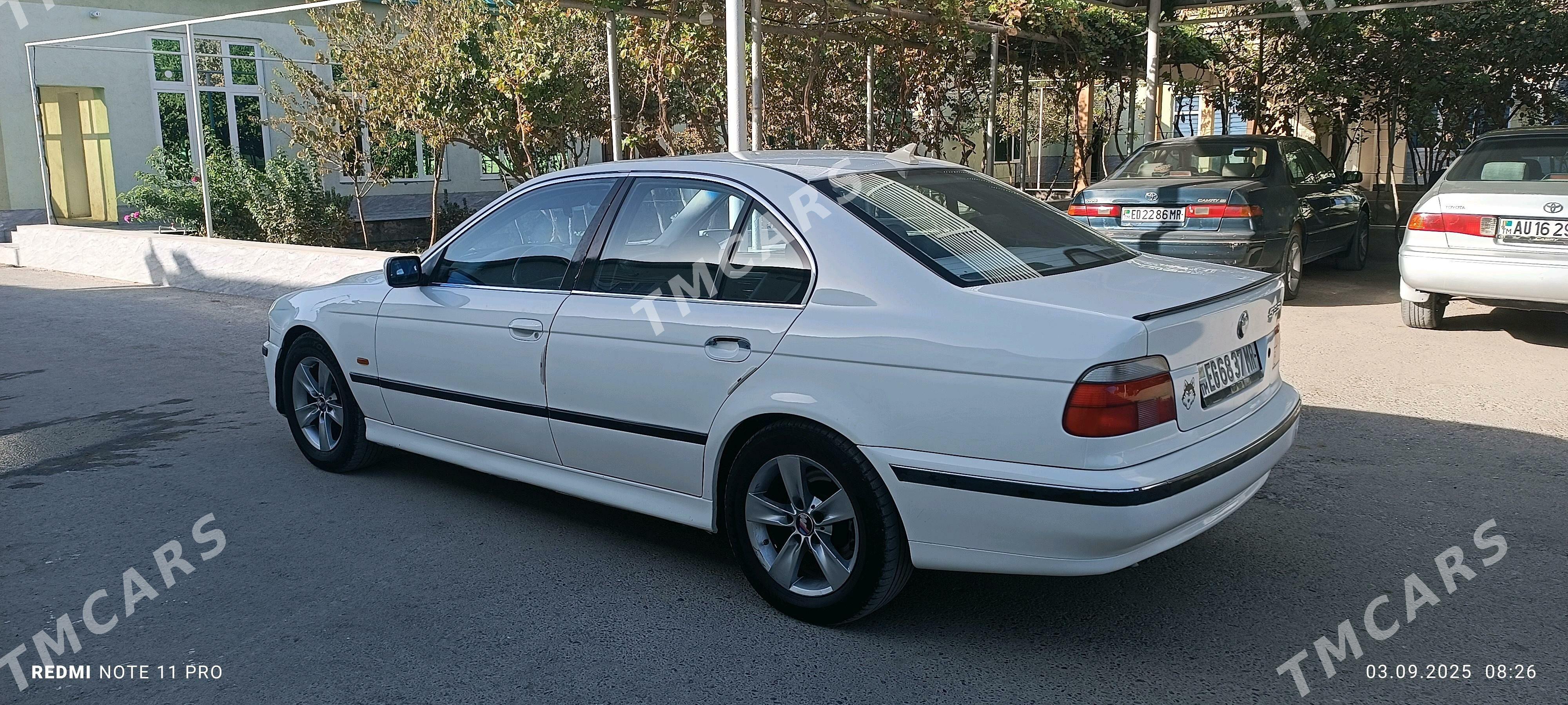 BMW E39 1998 - 90 000 TMT - Mary - img 3