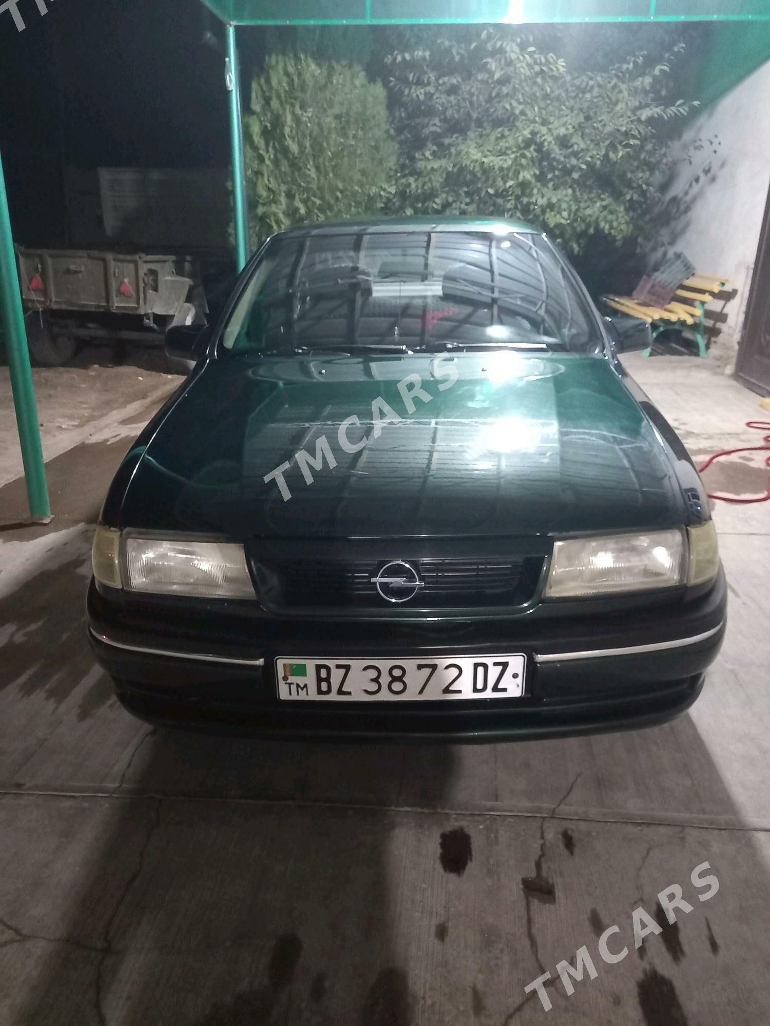 Opel Vectra 1994 - 44 000 TMT - Дашогуз - img 3