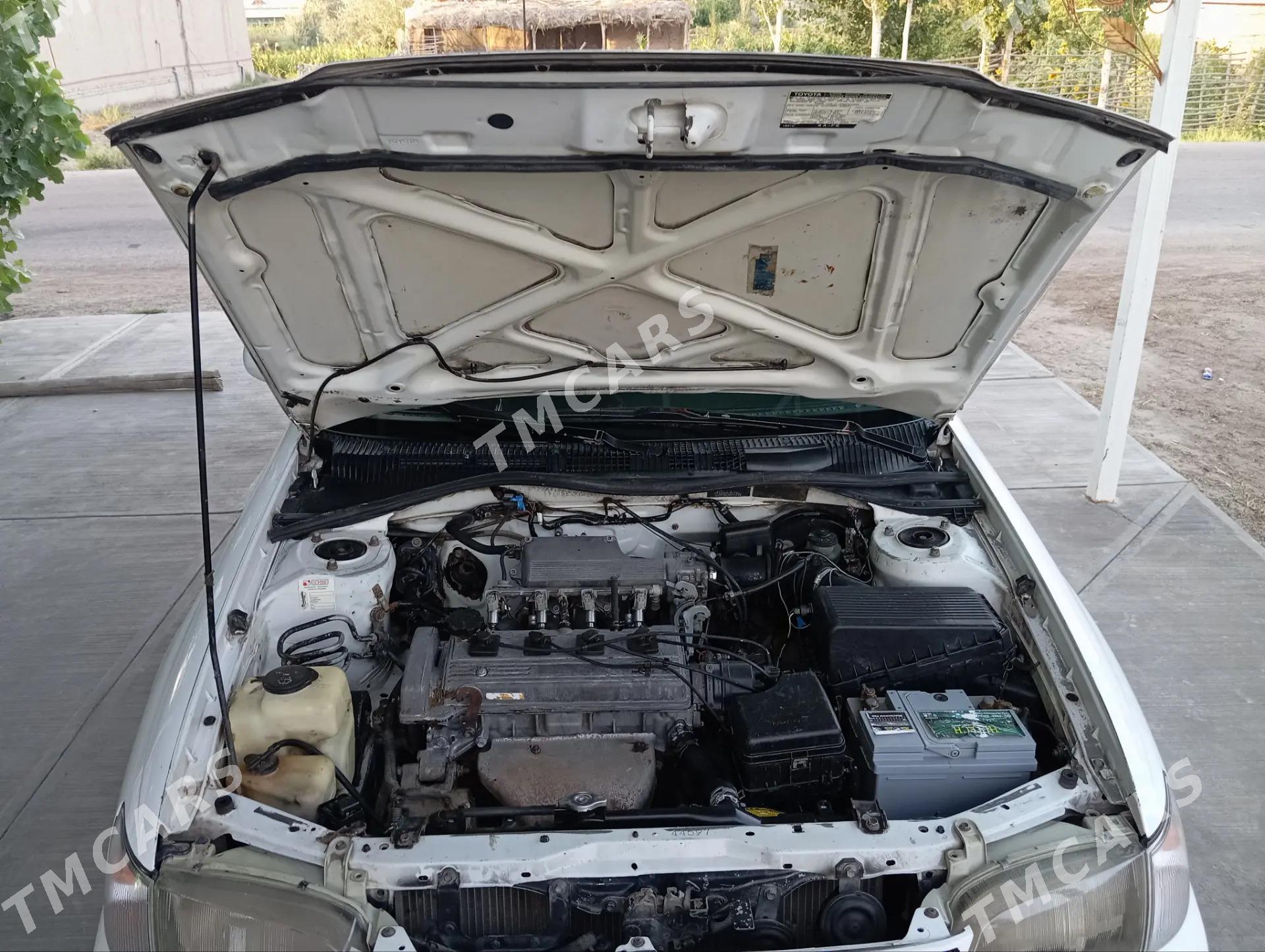 Toyota Carina 1993 - 70 000 TMT - Губадаг - img 4
