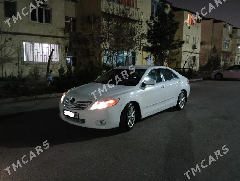 Toyota Camry 2010 - 147 000 TMT - 4 мкр - img 2
