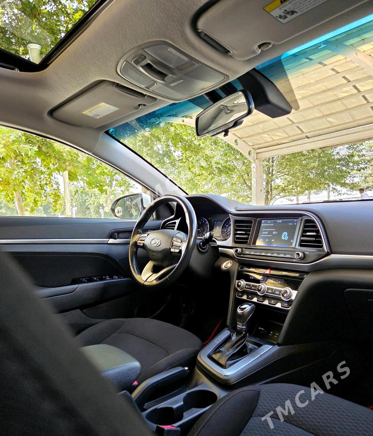 Hyundai Elantra 2020 - 250 000 TMT - Мары - img 7